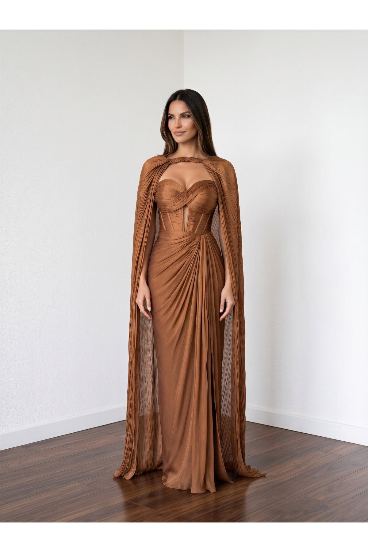 PELERİNLİ GUCCİ ŞİFON ELBİSE