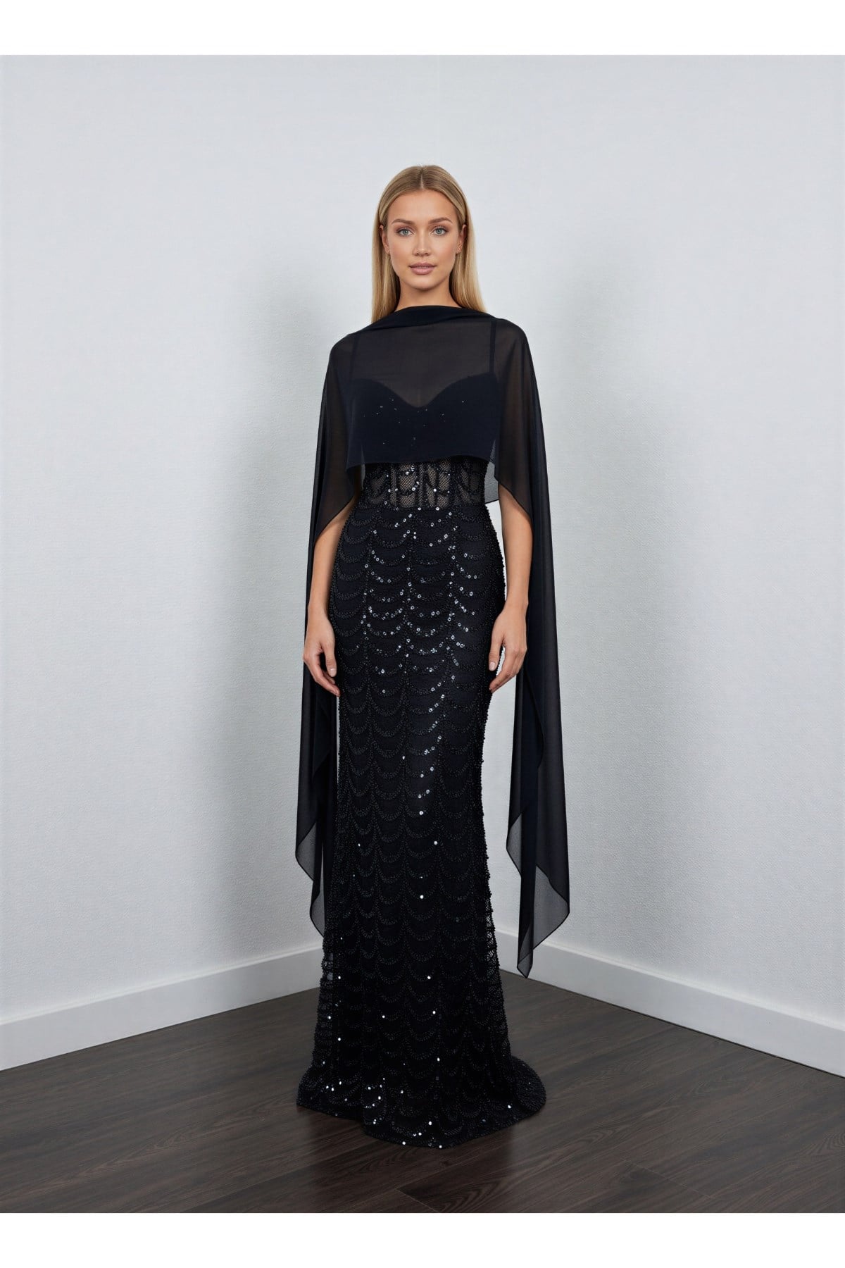 ASKILI PAYETLİ ELBİSE