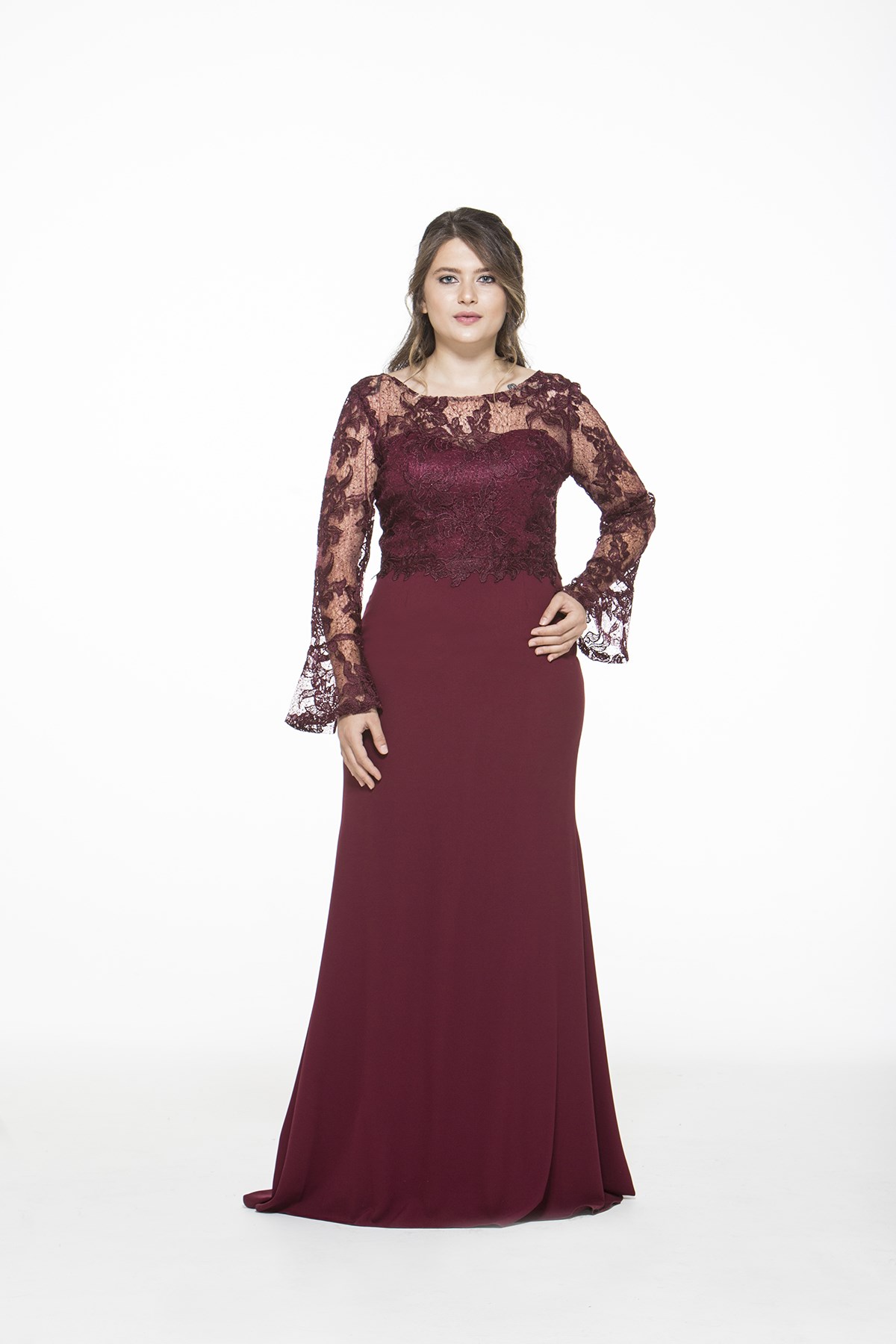 Üstü Dantel Kolları Valonlu Krep Elbise