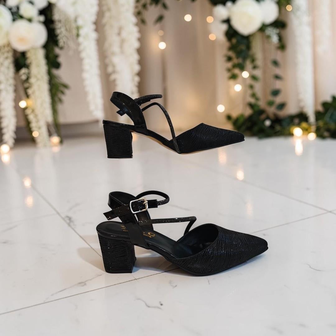 Fiyra 7012 Siyah Simli taşlı Kalın Kare Topuk Abiye Stiletto Ayakkabı