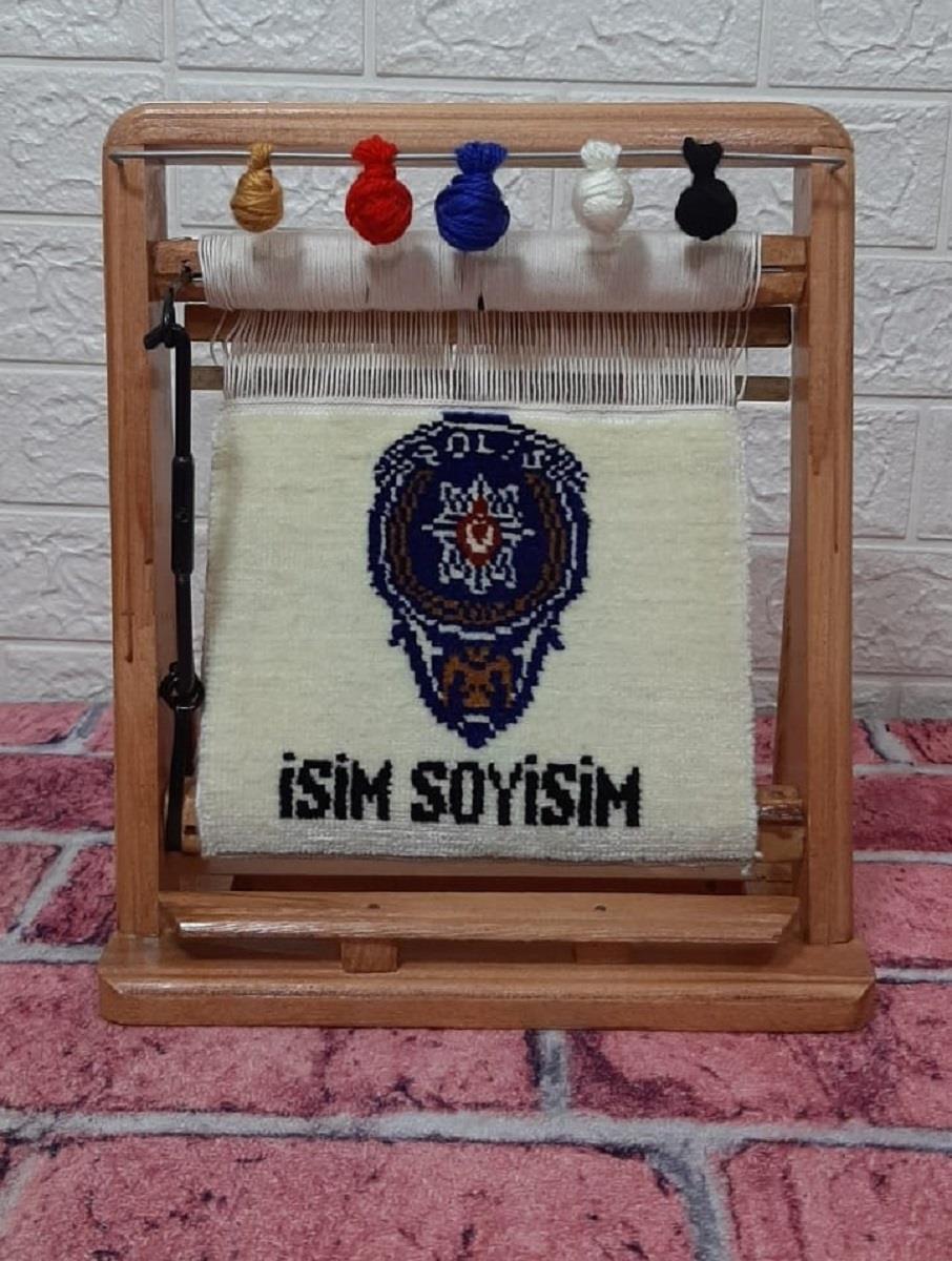 100tel Polis İsim Motifli El Dokuması Hediyelik Minyatür Halı