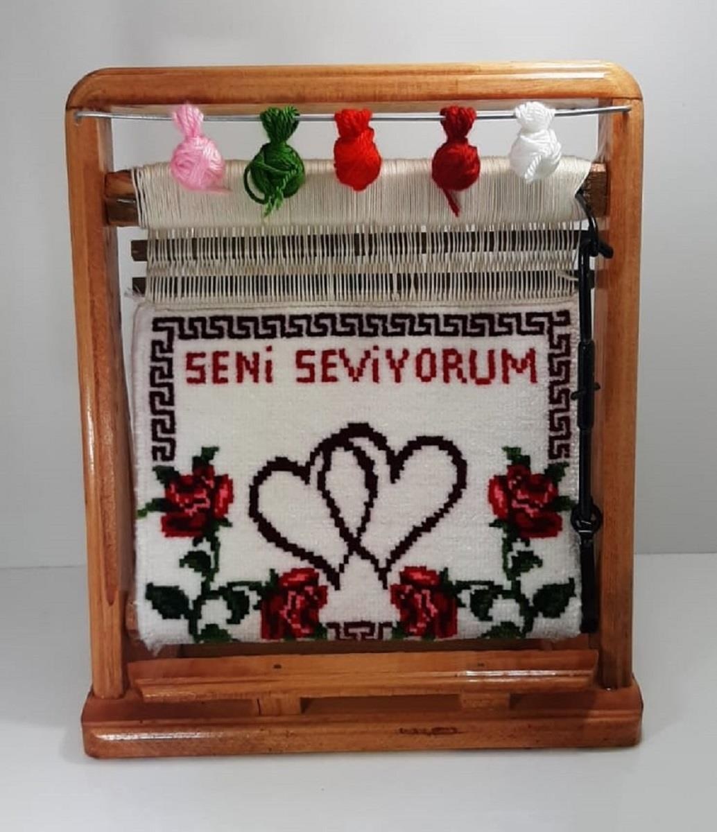 100tel Seni Seviyorum Motifli El Dokuması Hediyelik Minyatür Halı