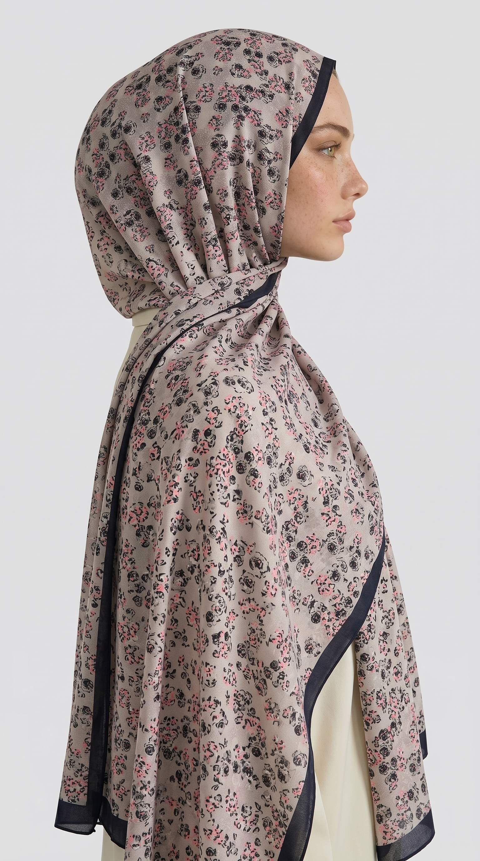 ROSA DESENLİ VUAL İPEK ŞAL - KREM 
