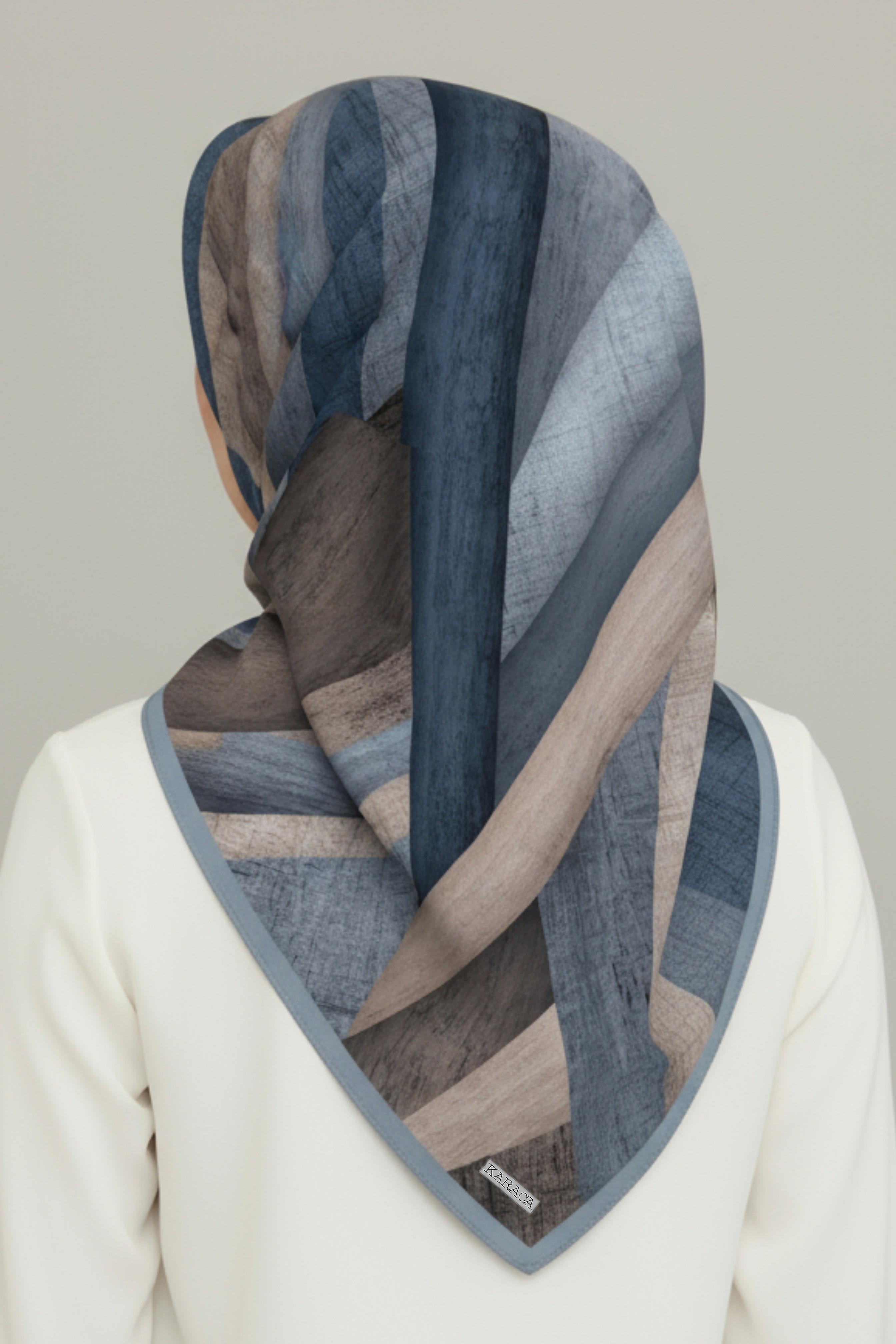 Karaca EşarpRAYON EŞARPKARACA SOYUT DESEN RAYON EŞARP - İNDİGO
