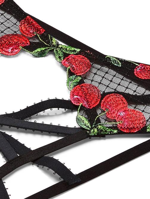 Kiraz İşlemeli Crotchless Arkası Açık Külot