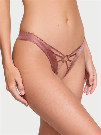 Askılı Crotchless Tanga
