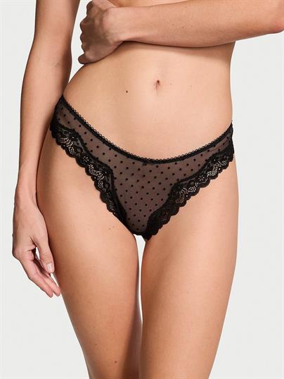 Tease Dantelli Derin Bacak Kesim Tanga