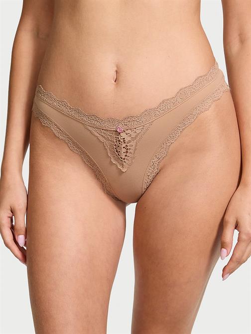 Dantelli Tanga