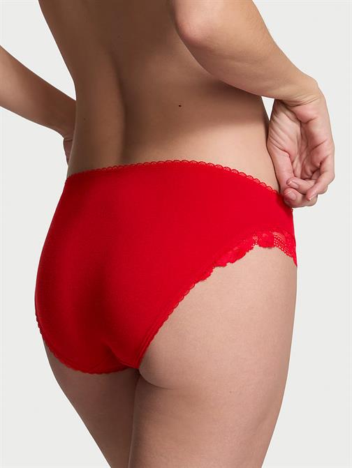 Esnek Pamuklu Dantel Kenarlı Bikini Külot