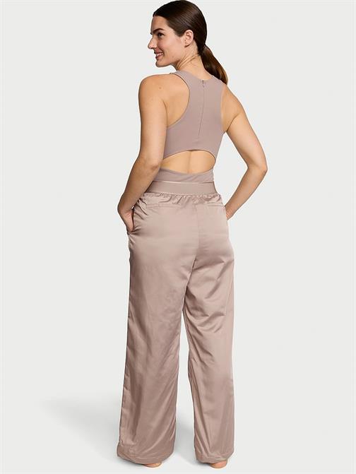 Lux Parlak Spor Geniş Paça Tulum