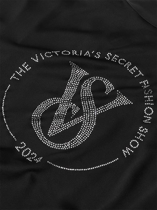 Victoria's Secret Fashion Show '24 Parlak Saten Uzun Sabahlık