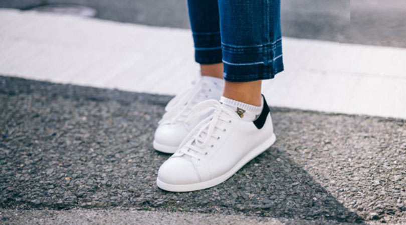 SNEAKER KOMBİN ÖNERİLERİ