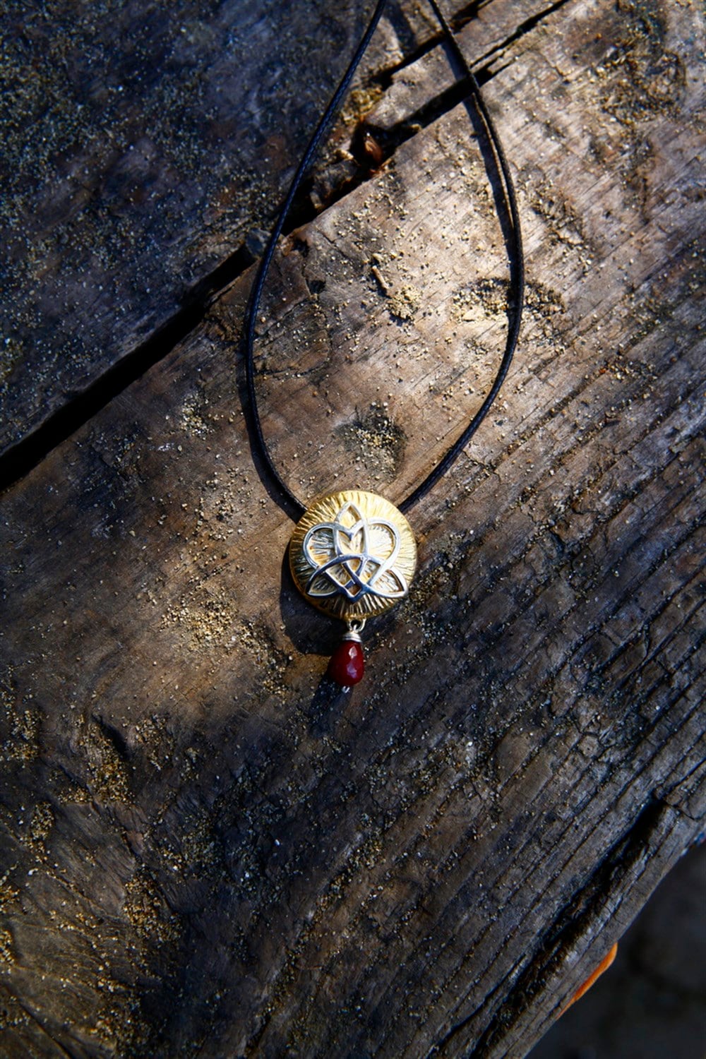 FREYJA ( tek triquetra ipli )