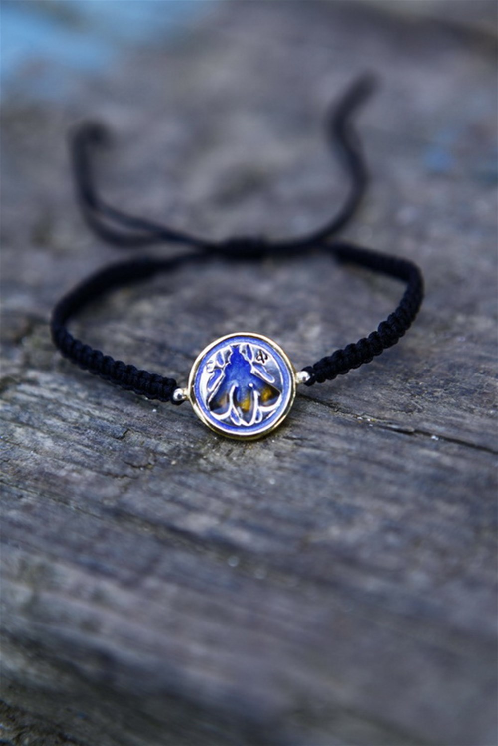 KRALİÇE ARI MAVİ MİNELİ BİLEKLİK