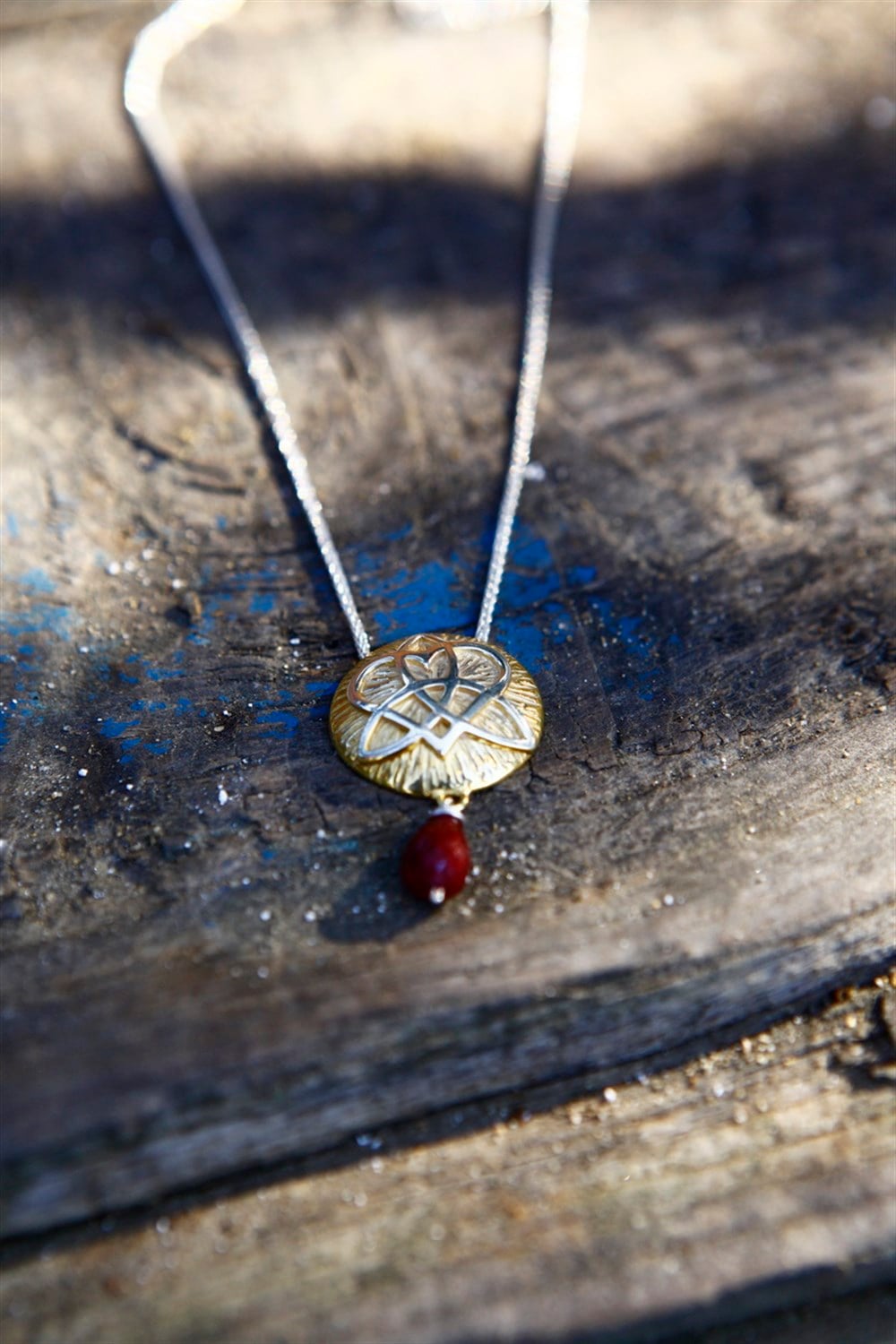FREYJA ( tek triquetra zincirli )