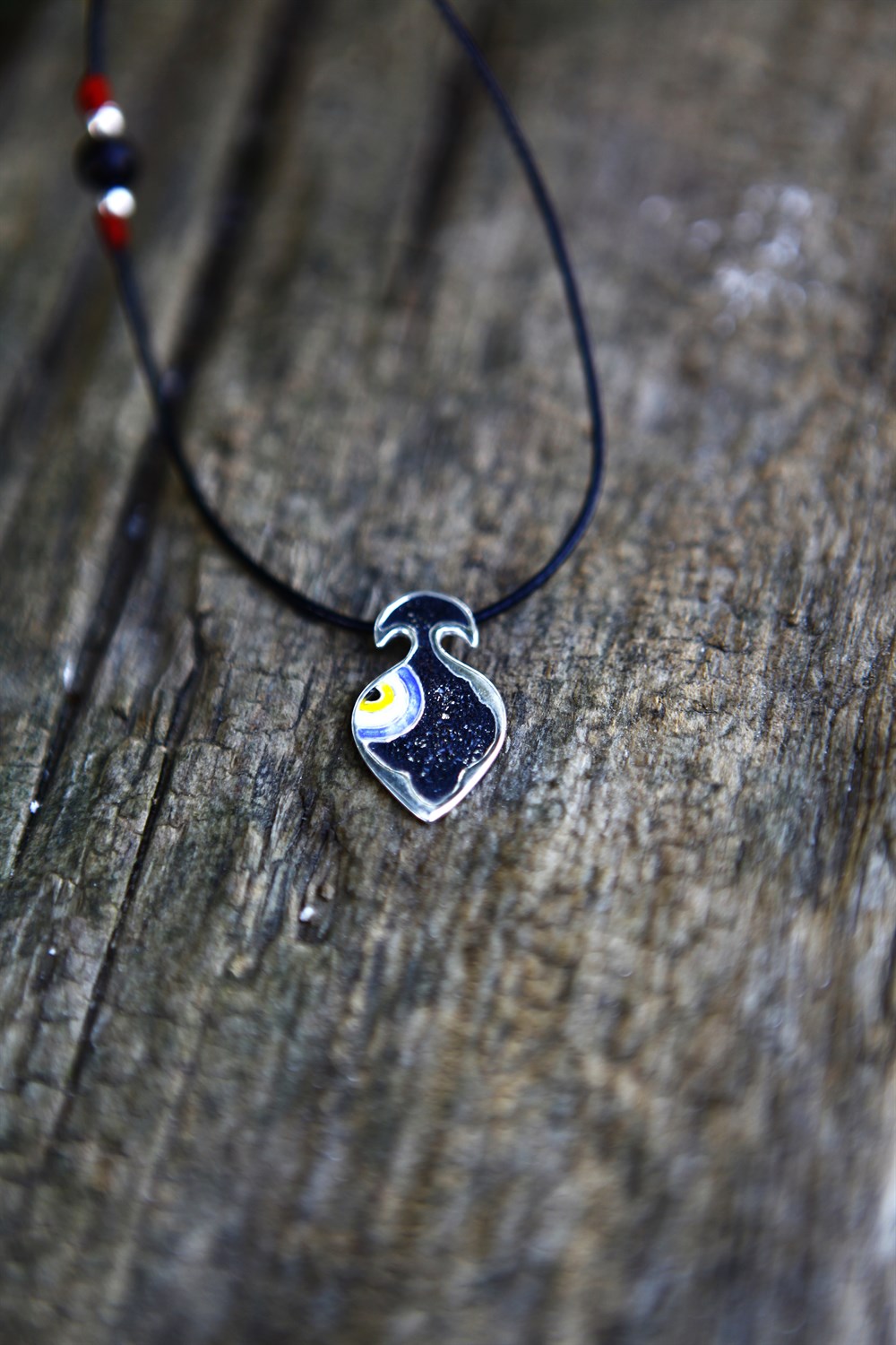 Küçük İpli Kolye