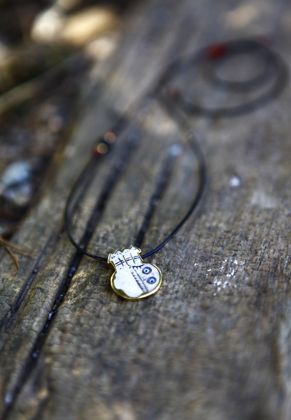 Küçük İpli Kolye