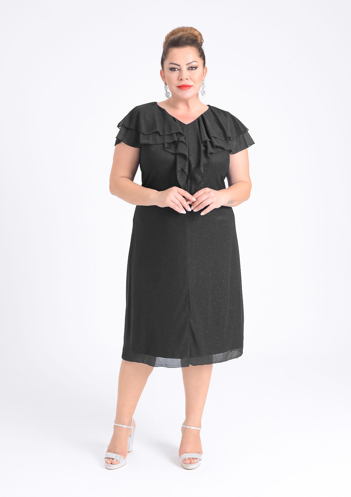Büyük Beden Siyah Renkli Fırfır Yaka Şifon Kısa Abiye Elbise