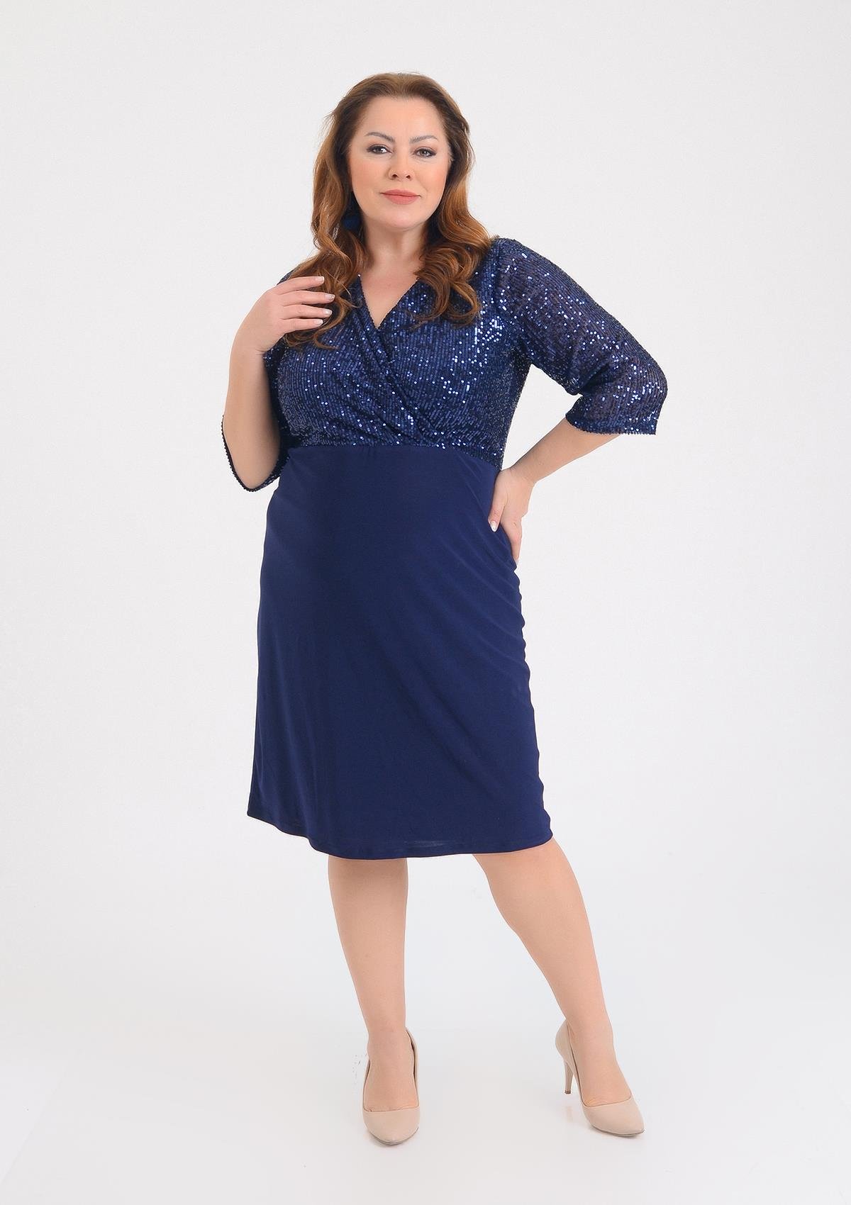 Büyük Beden Lacivert Renkli Kruvaze Yaka Likralı Pul payetli Abiye Elbise