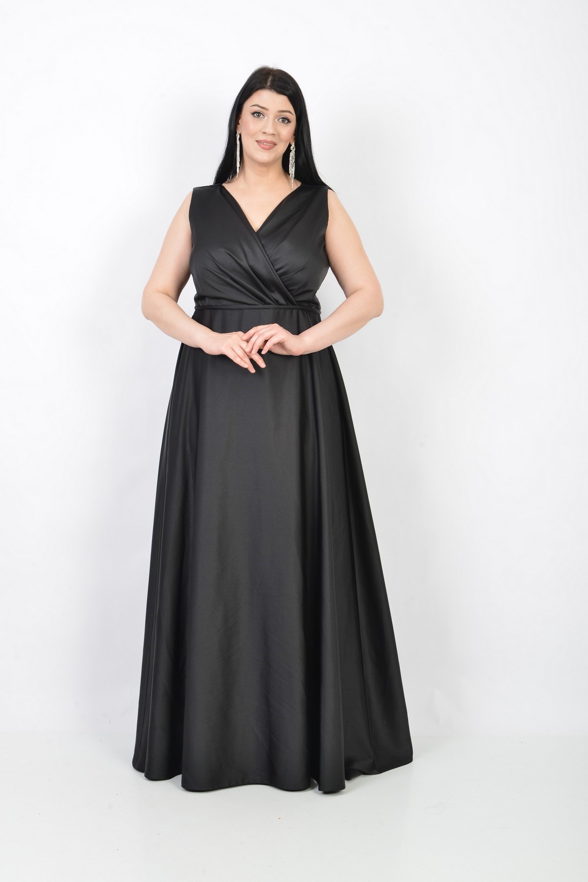Büyük Beden Siyah Renkli Saten Uzun Abiye Elbise - LilasXXL