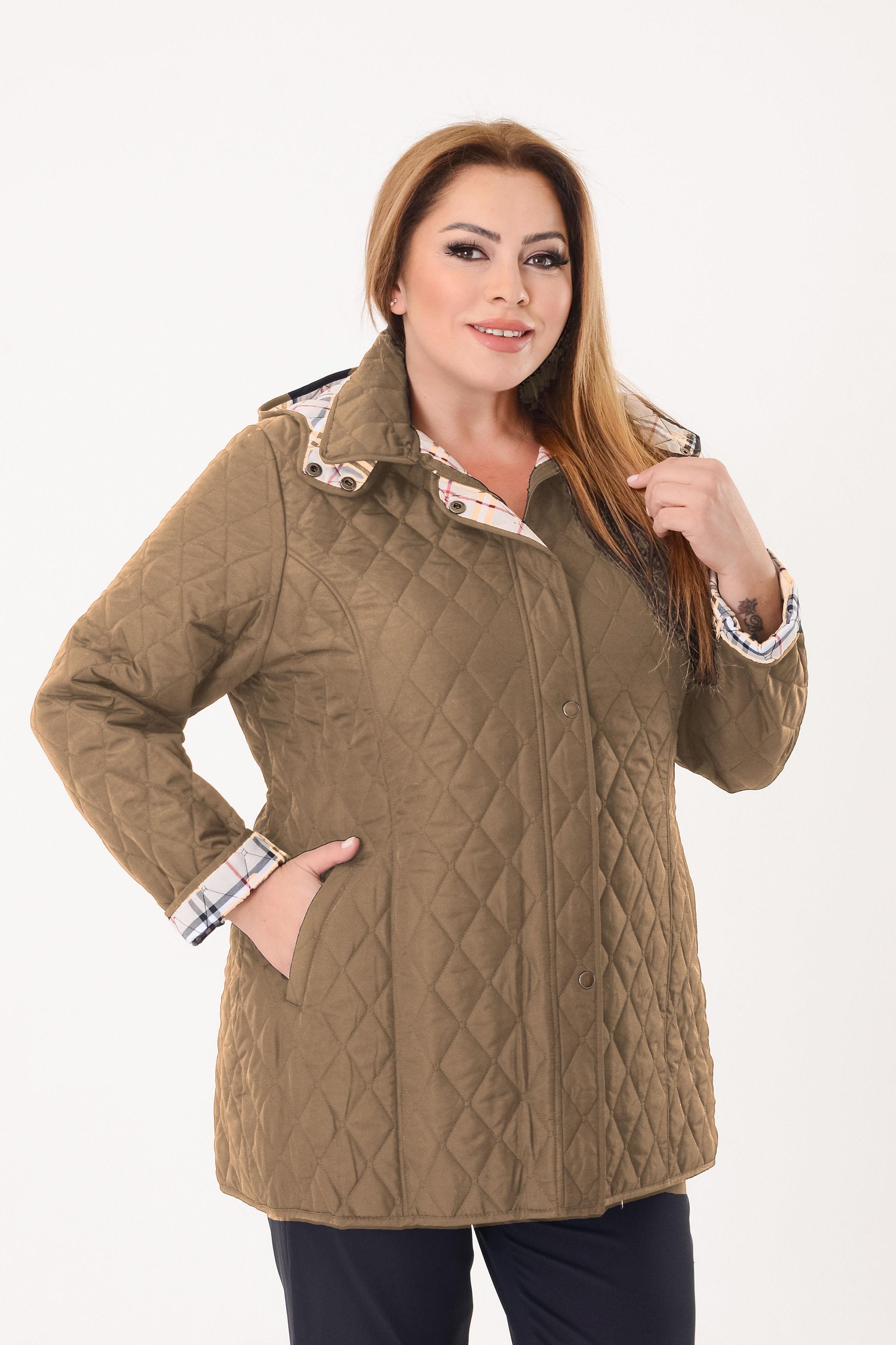 Büyük Beden Vizon Renk İçi Ekose Desenli Kapitone Mont