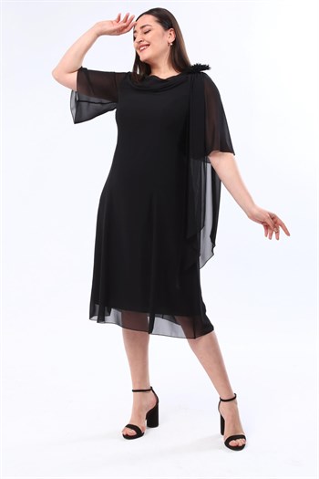 Büyük Beden Siyah Renkli Degaje Yaka Şifon Elbise
