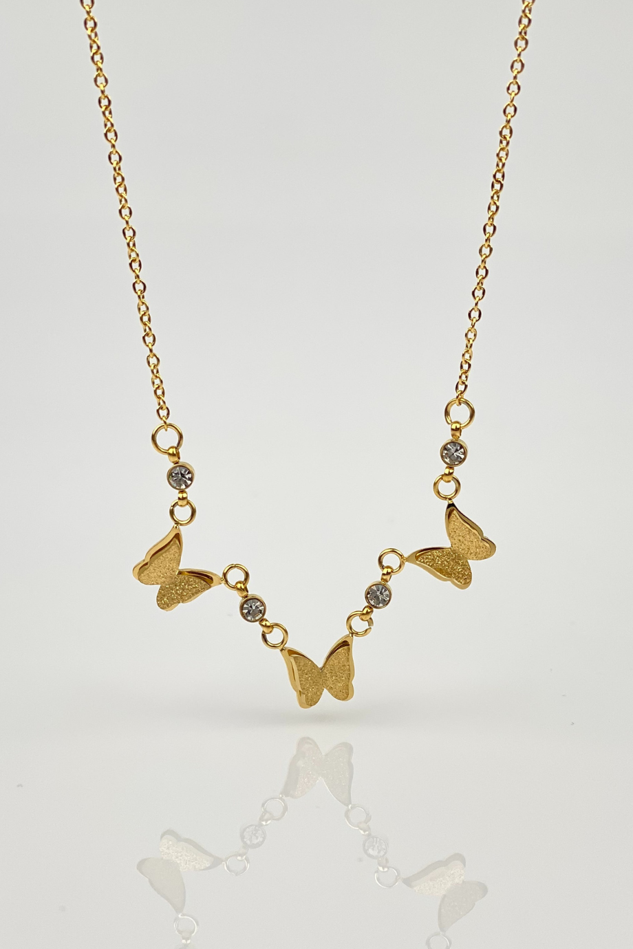 Kelebekli Kolye Altın