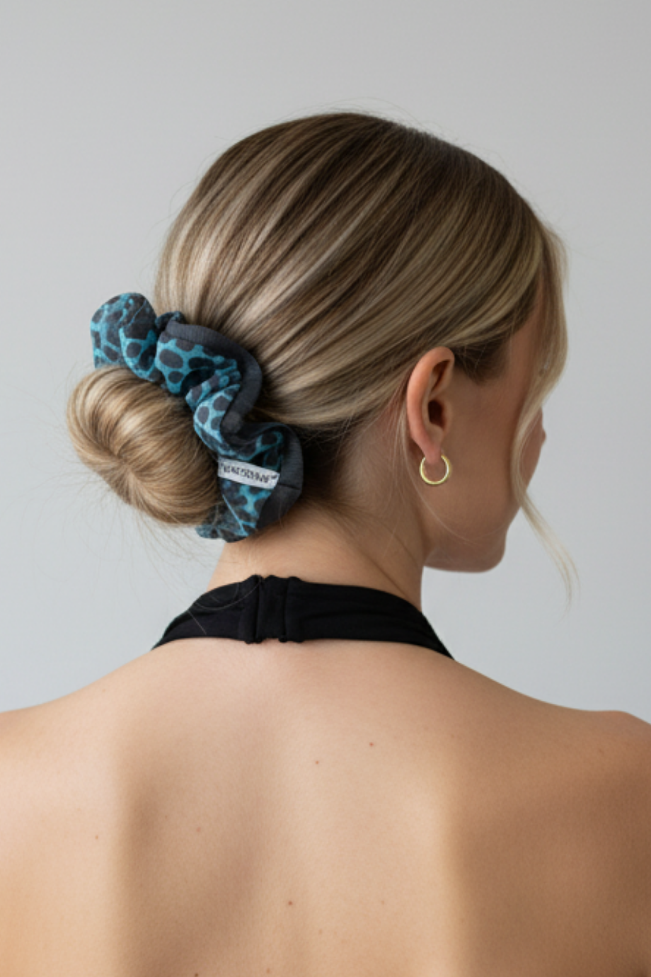 Mavi Leopar Desenli Scrunchie Saç Tokası