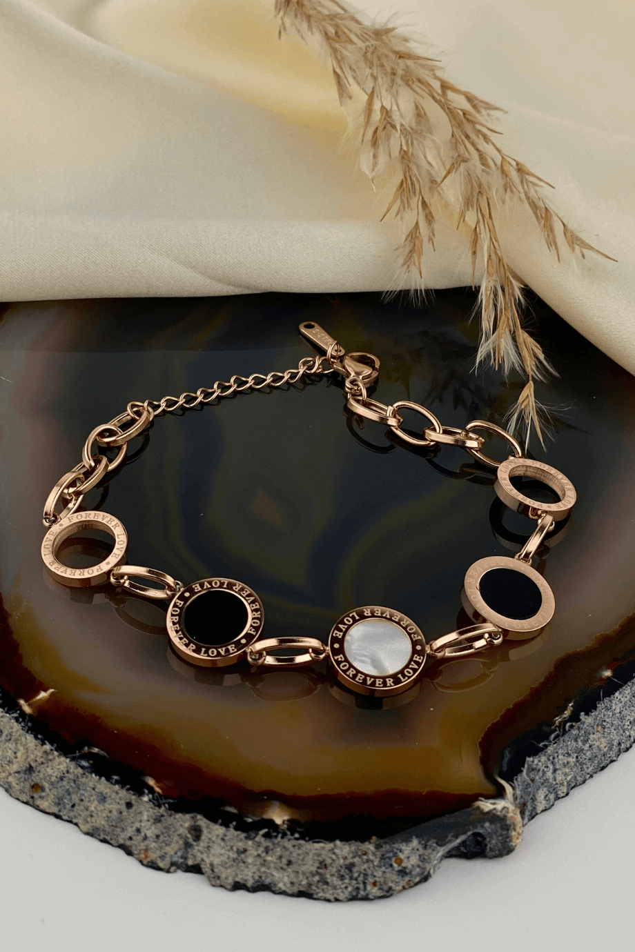 Sedef Taşlı Sonsuz Aşk Bronz Bileklik