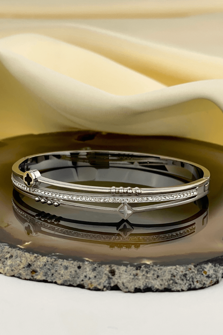 Taşlı Yonca Çelik Bileklik Gümüş