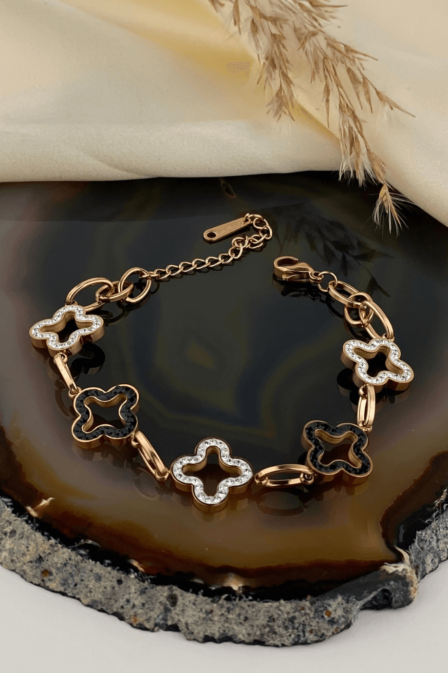 Zirkon Taşlı Beş Yonca Bronz Bileklik