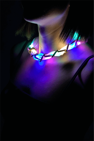 Işıklı Zincir Kolye Ekru