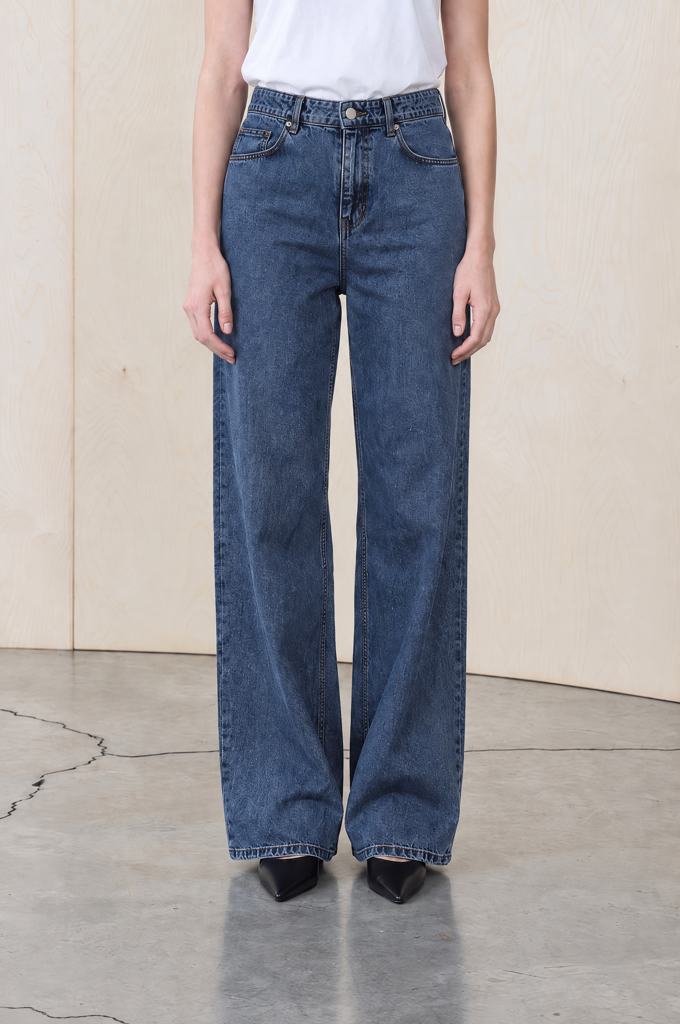 CLARA LOOSE FORM DENIM PANTS NAVY BLUE
