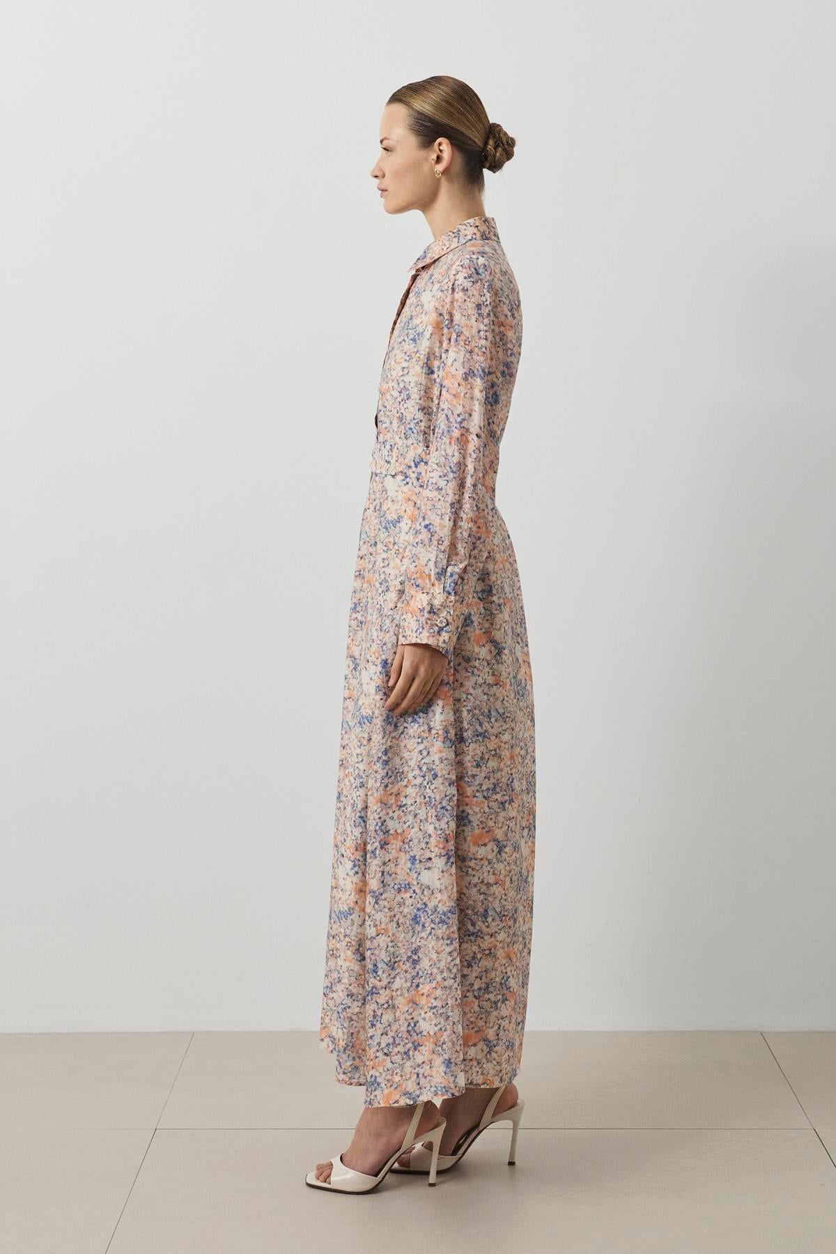 DAISY DESENLİ LYOCELL ELBİSE PUDRA