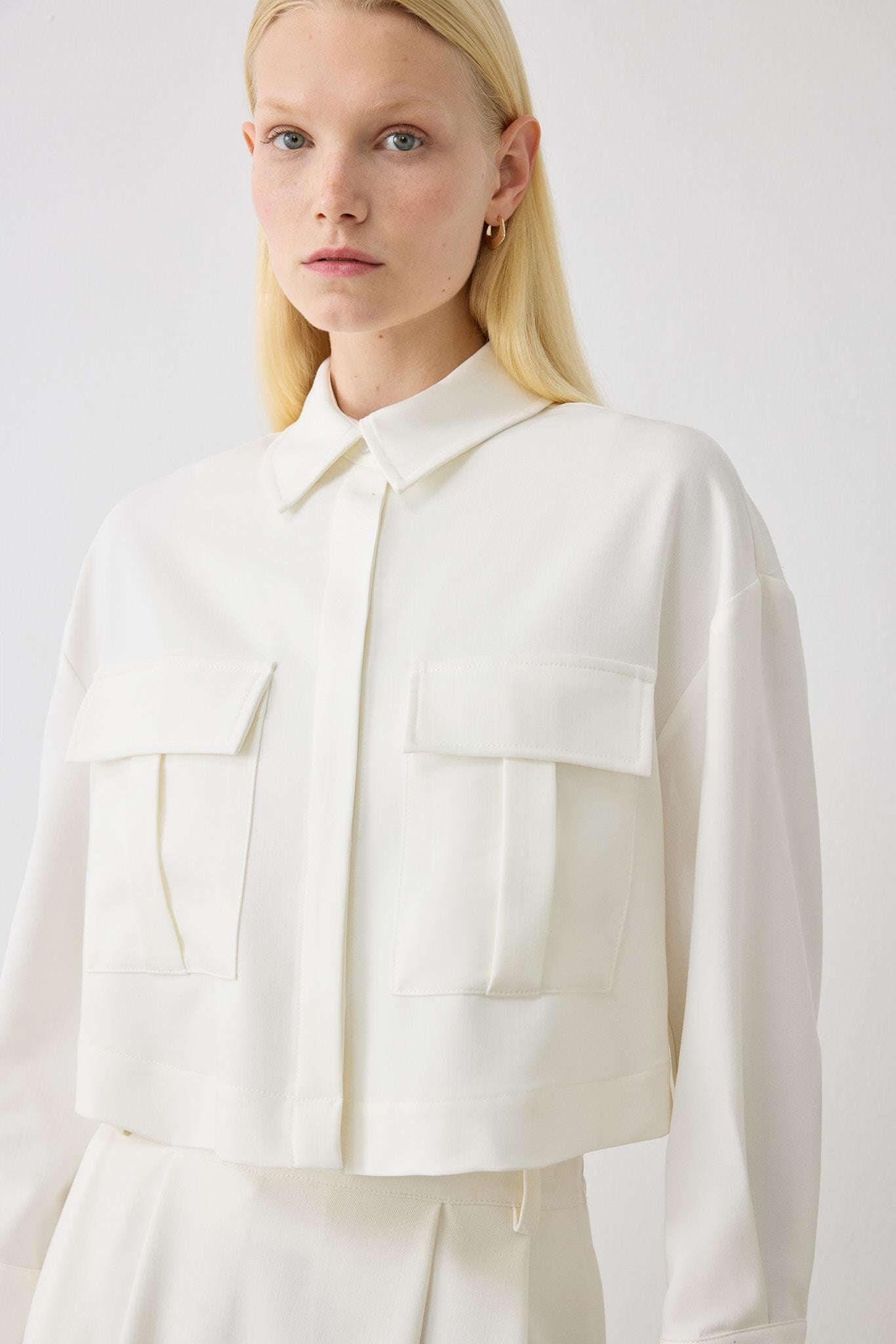 ELIZA POCKET CROPPED SHIRT ECRU