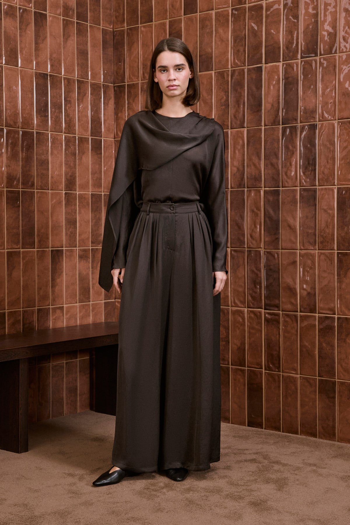 ELNA ACETATE SHAWL DETAILED PANTS SET DARK BROWN
