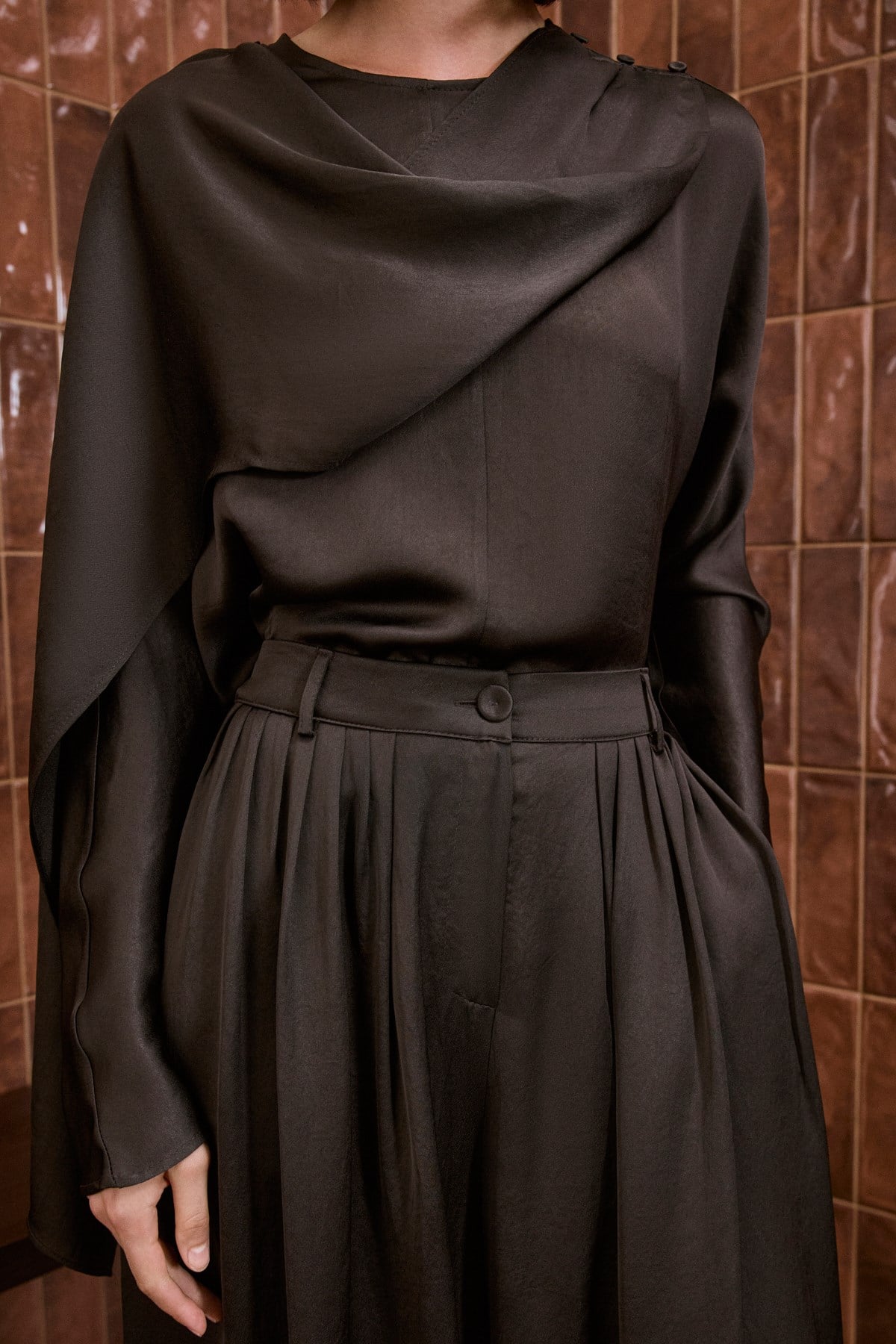 ELNA ACETATE SHAWL DETAILED PANTS SET DARK BROWN