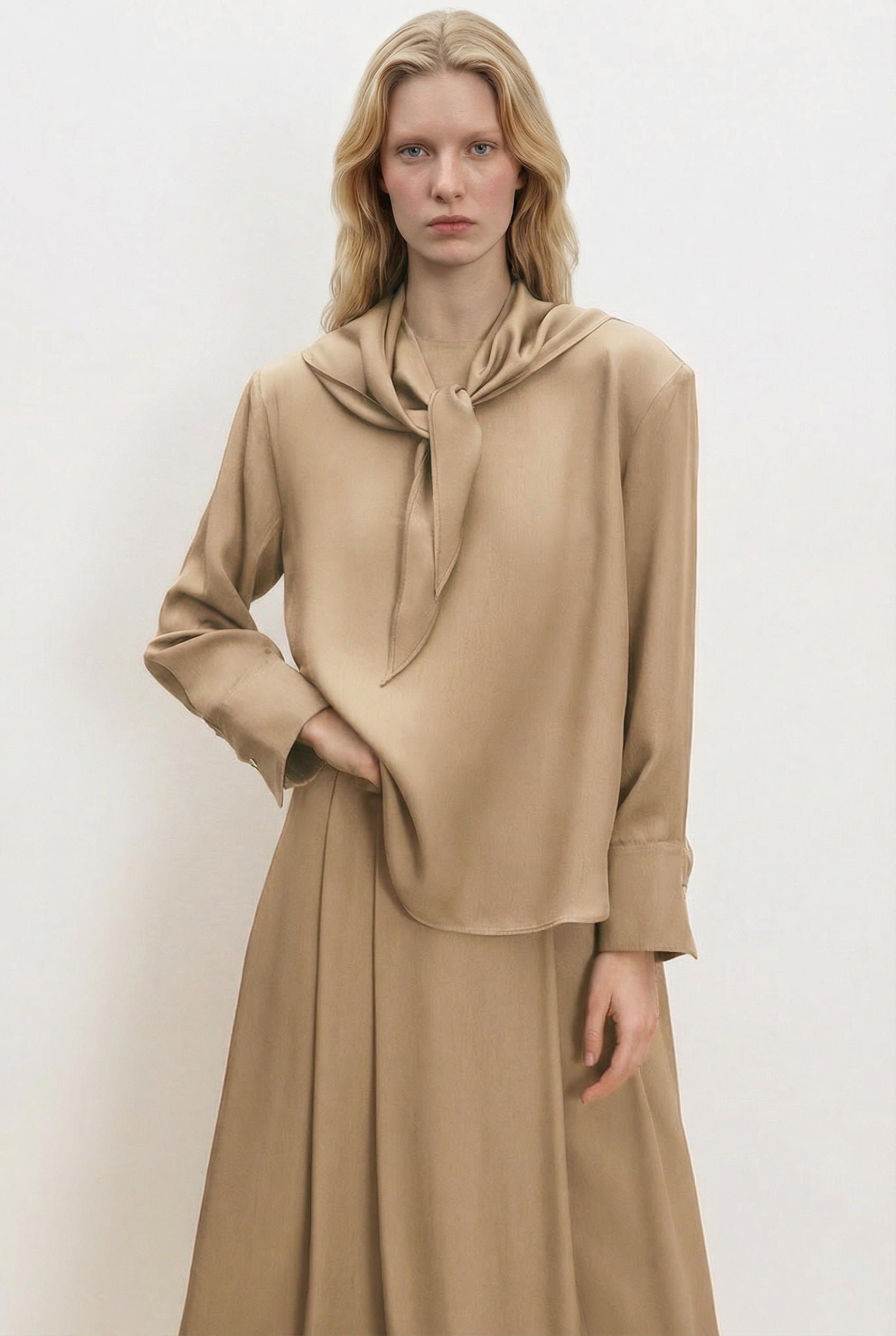 EVAN ASETAT FULARLI BLUZ ETEK TAKIM CAMEL