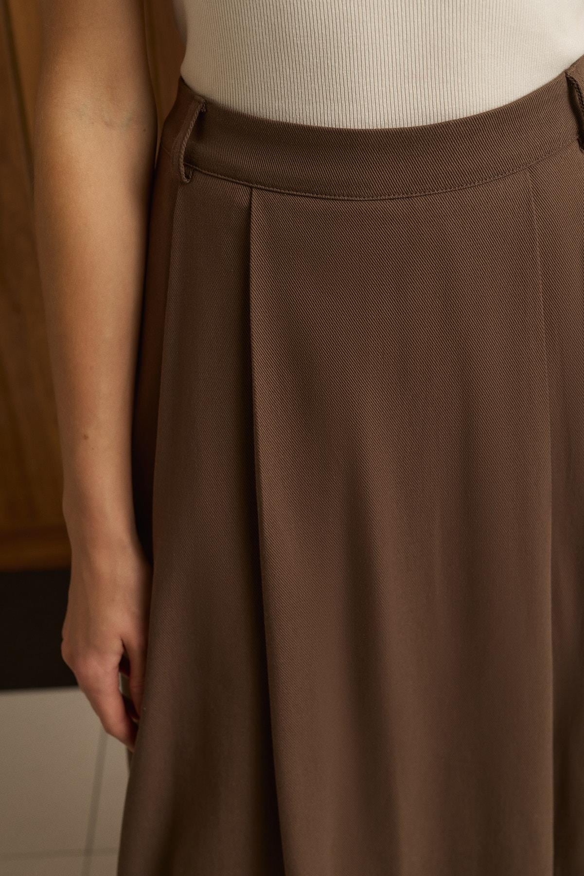 FLAM PLEATED SKIRT BROWN