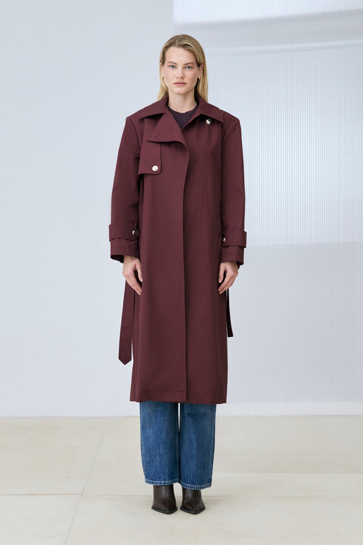 GOLDEN LONG TRENCH COAT BURGUNDY