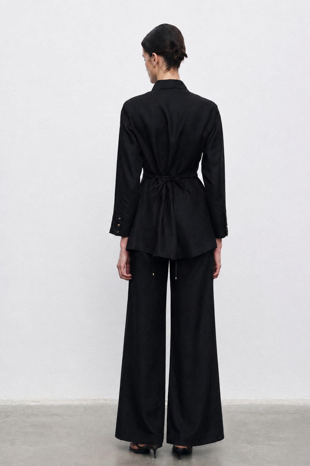 MEGAN %100 KETEN PANTOLONLU TAKIM SİYAH
