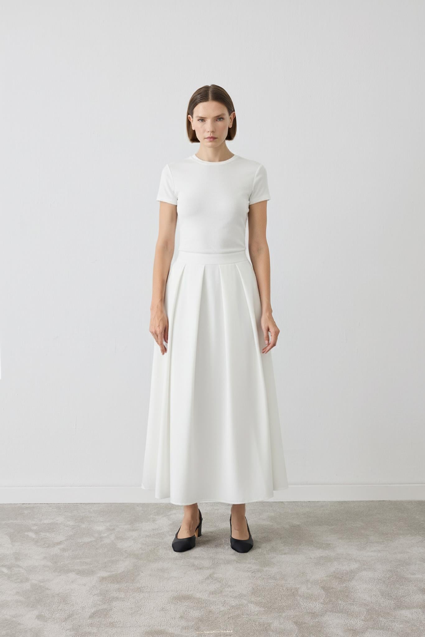MEVA GABARDINE PLEATED SKIRT WHITE