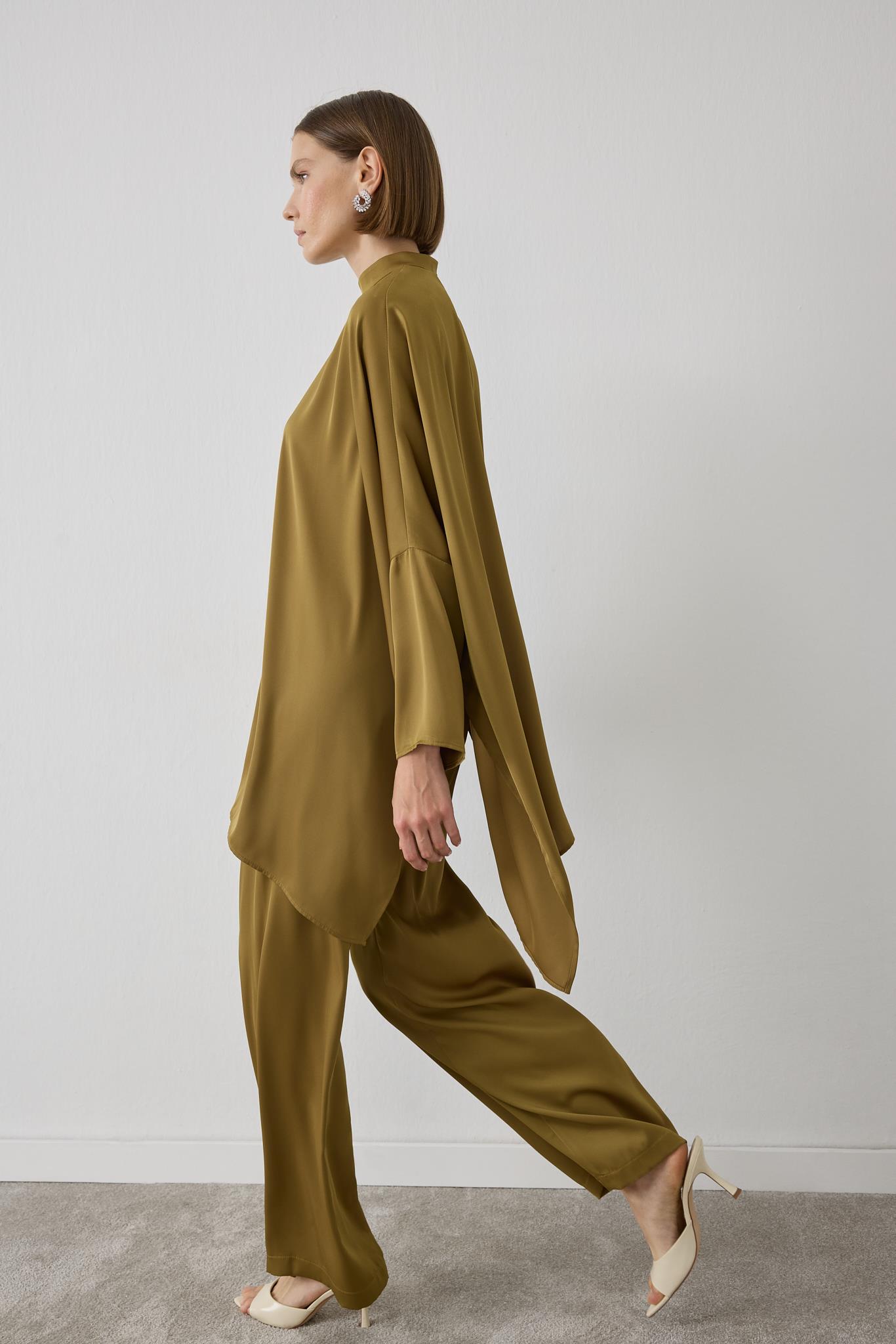 MIORI CLARE SATIN PANTS SET OLIVE GREEN