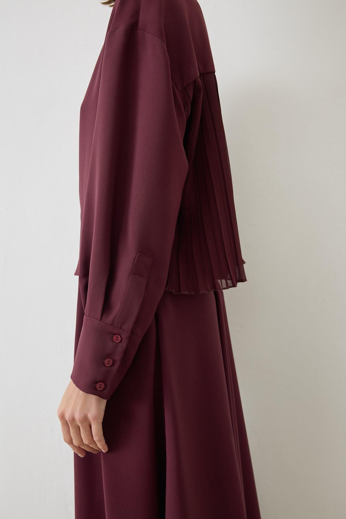 MIORI LINZA CREPE PLEATED SHIRT SKIRT SET BURGUNDY