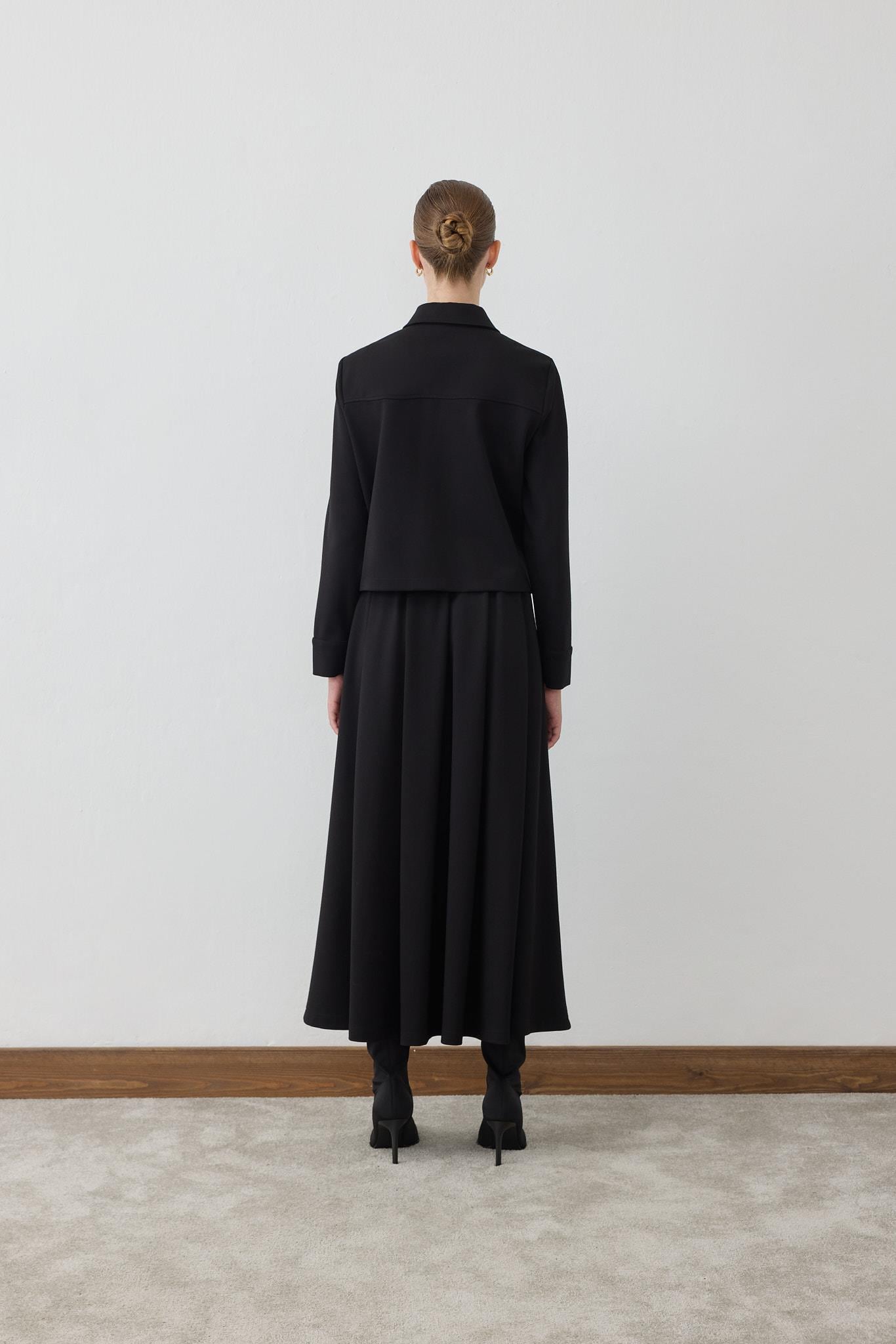 MIORI VIERA SKIRT SET BLACK