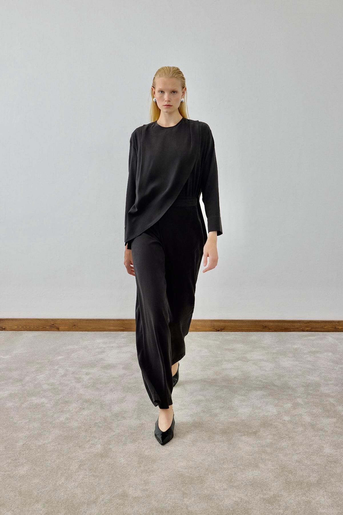 MIORI VOGUE TENCEL PANTS SET BLACK