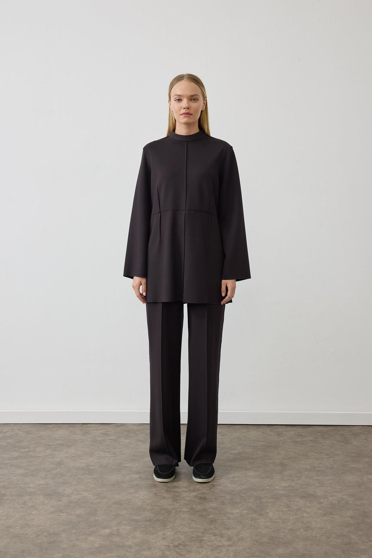 NORA DİKİŞ DETAYLI ÖRME TAKIM SİYAH