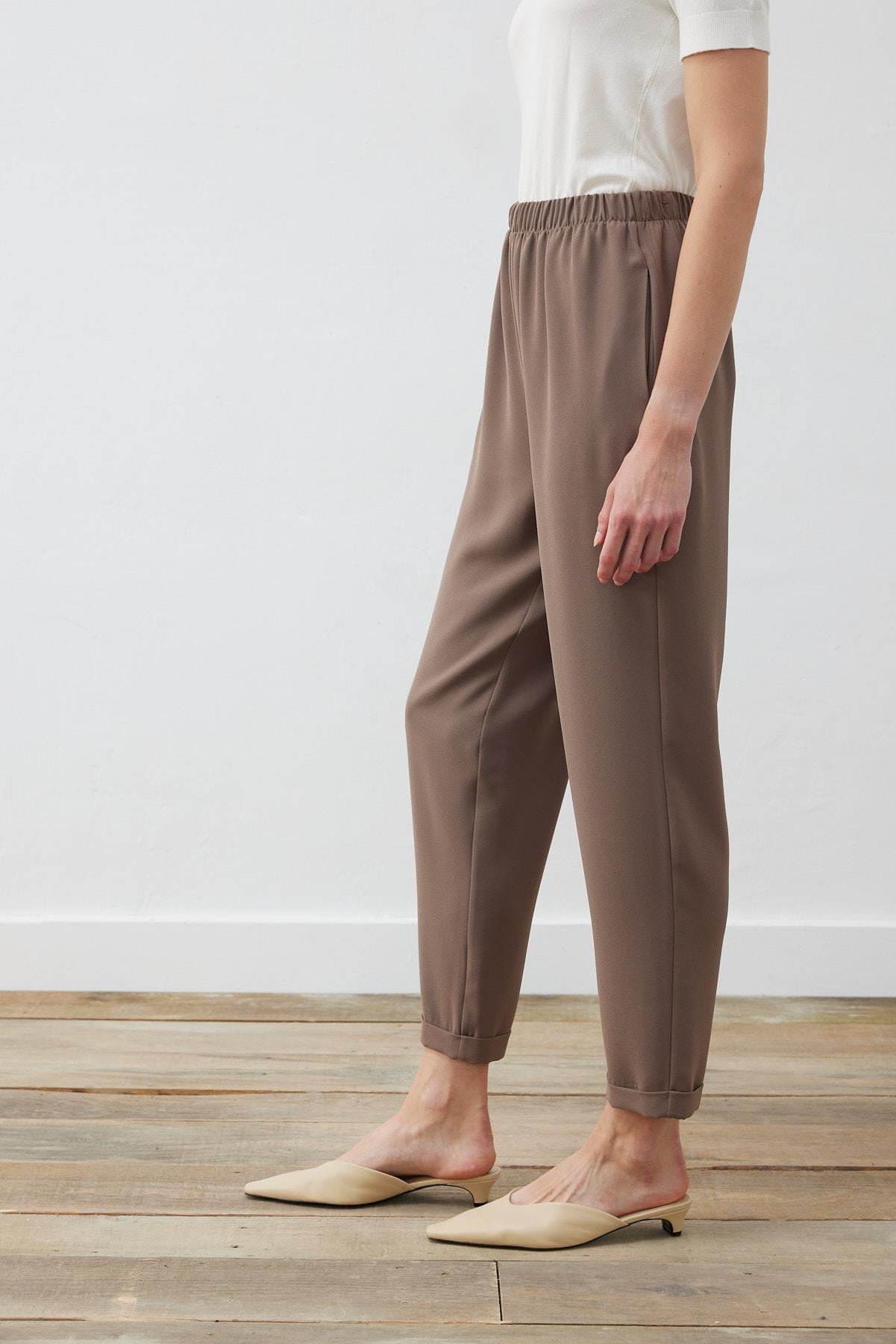 RINA CREPE DOUBLE HEM PANTS ETOUPE