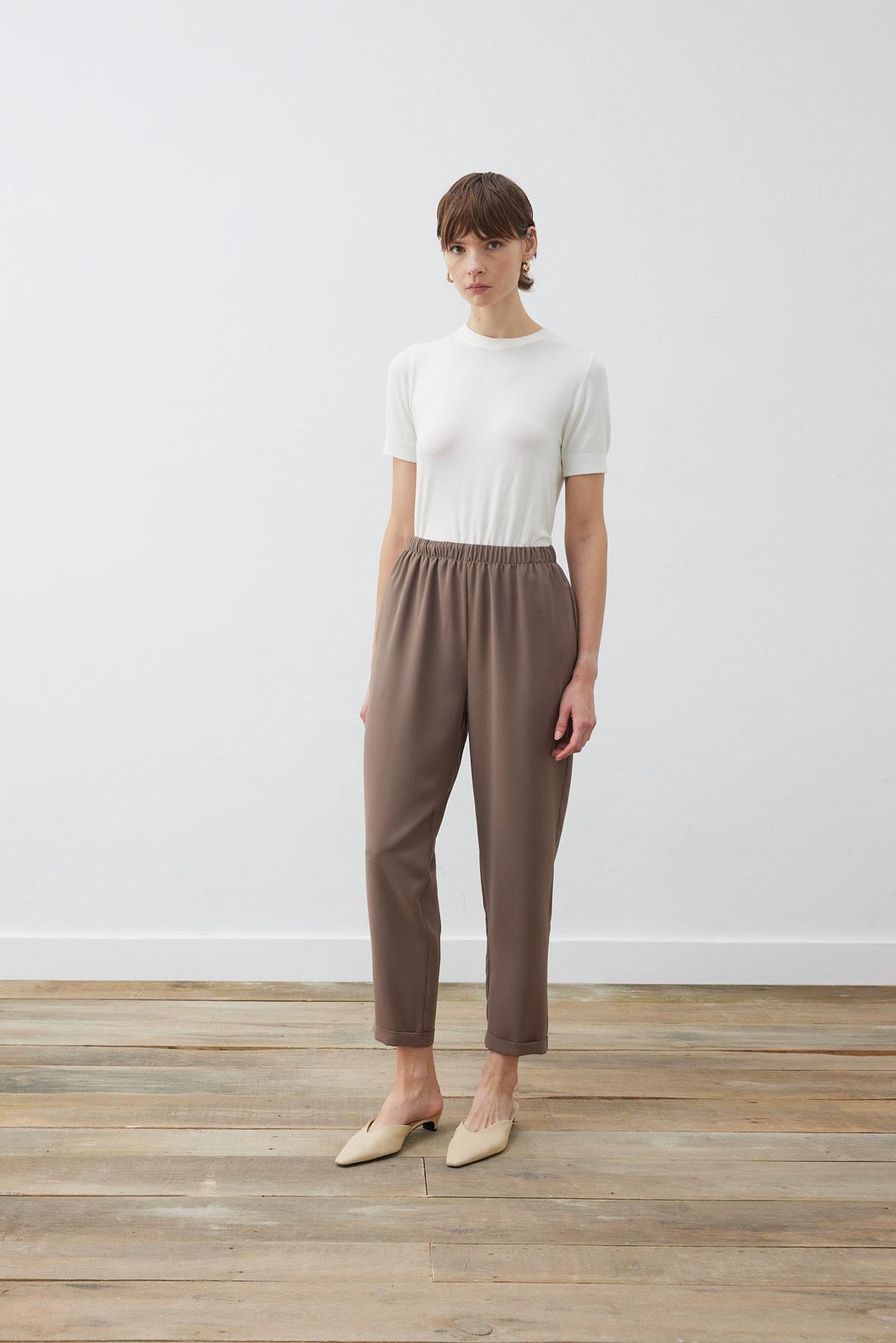 RINA CREPE DOUBLE HEM PANTS ETOUPE