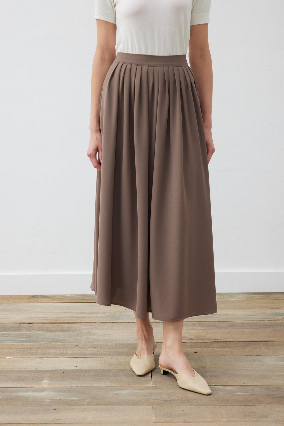 RINA CREPE PLEATED SKIRT ETOUPE